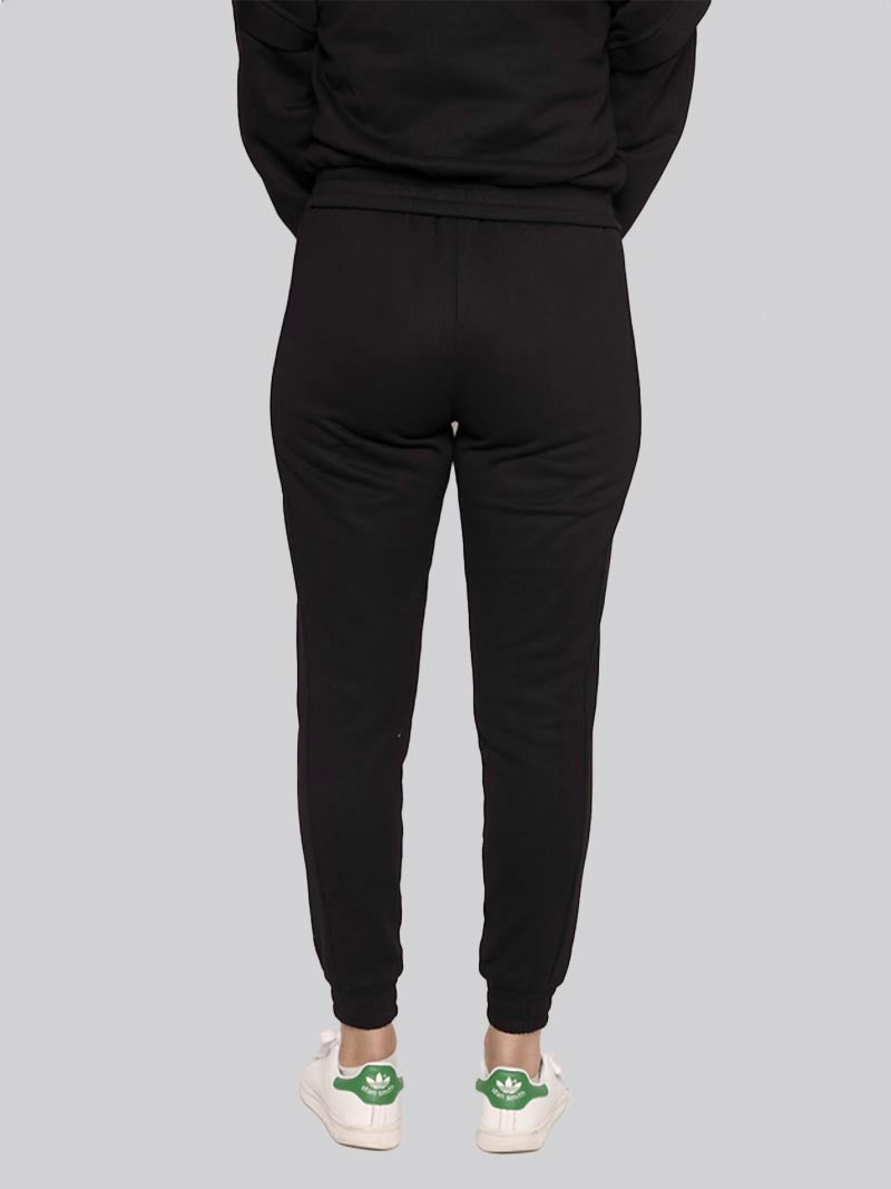 Women’s Welt Pocket Jogger – Athleisure Pant in Black