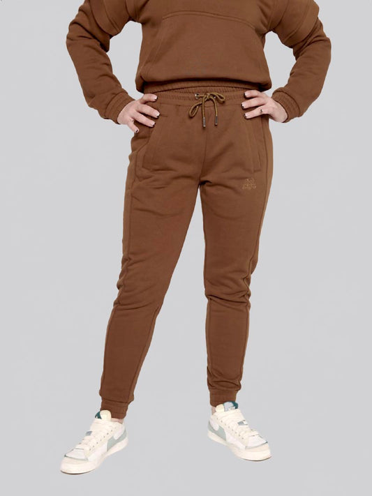 Women’s Welt Pocket Jogger – Athleisure Pant in Chocolate