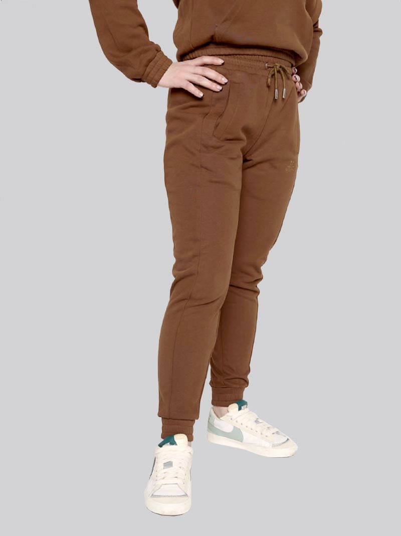 Women’s Welt Pocket Jogger – Athleisure Pant in Chocolate