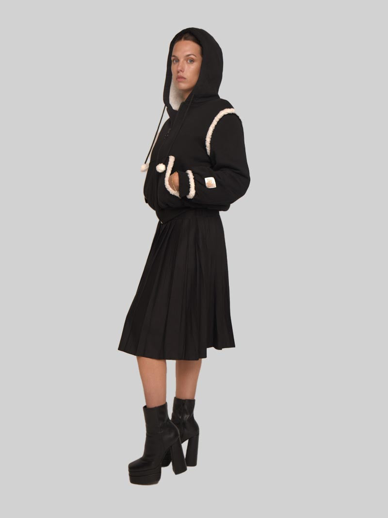 Women’s Sherpa Jacket – Cozy Winter Outerwear in Black