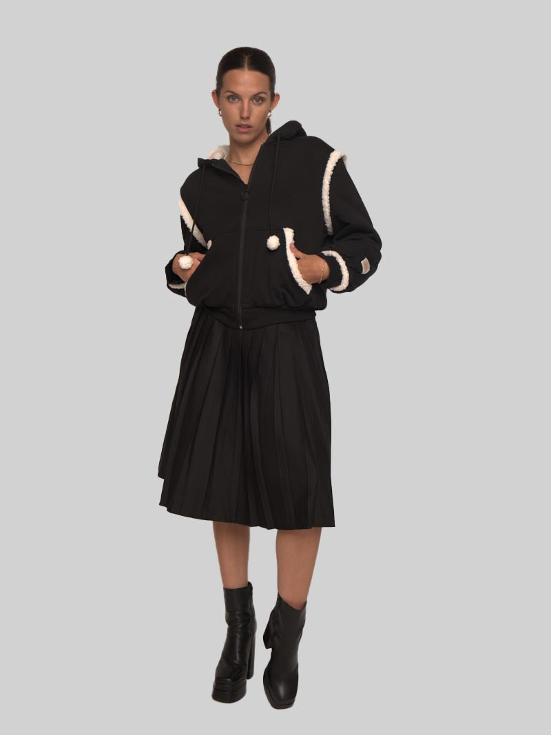Women’s Sherpa Jacket – Cozy Winter Outerwear in Black